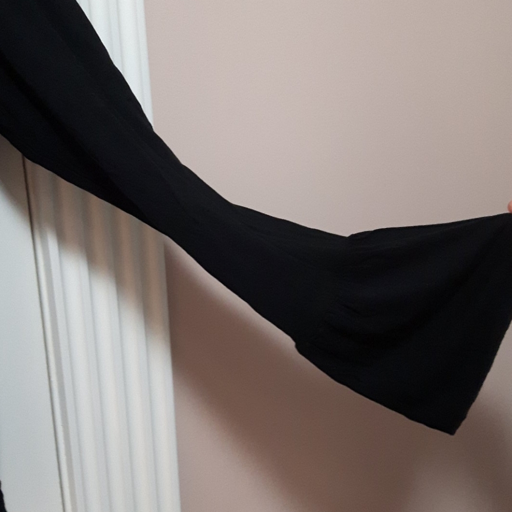 🛍️ Topshop black t shirt bell sleeve - Picture 3 of 4
